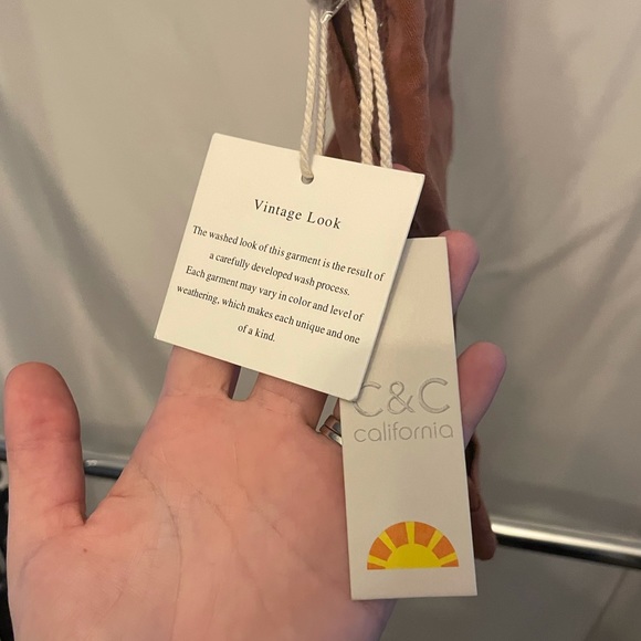 Womens shorts size 12 - Picture 4 of 4